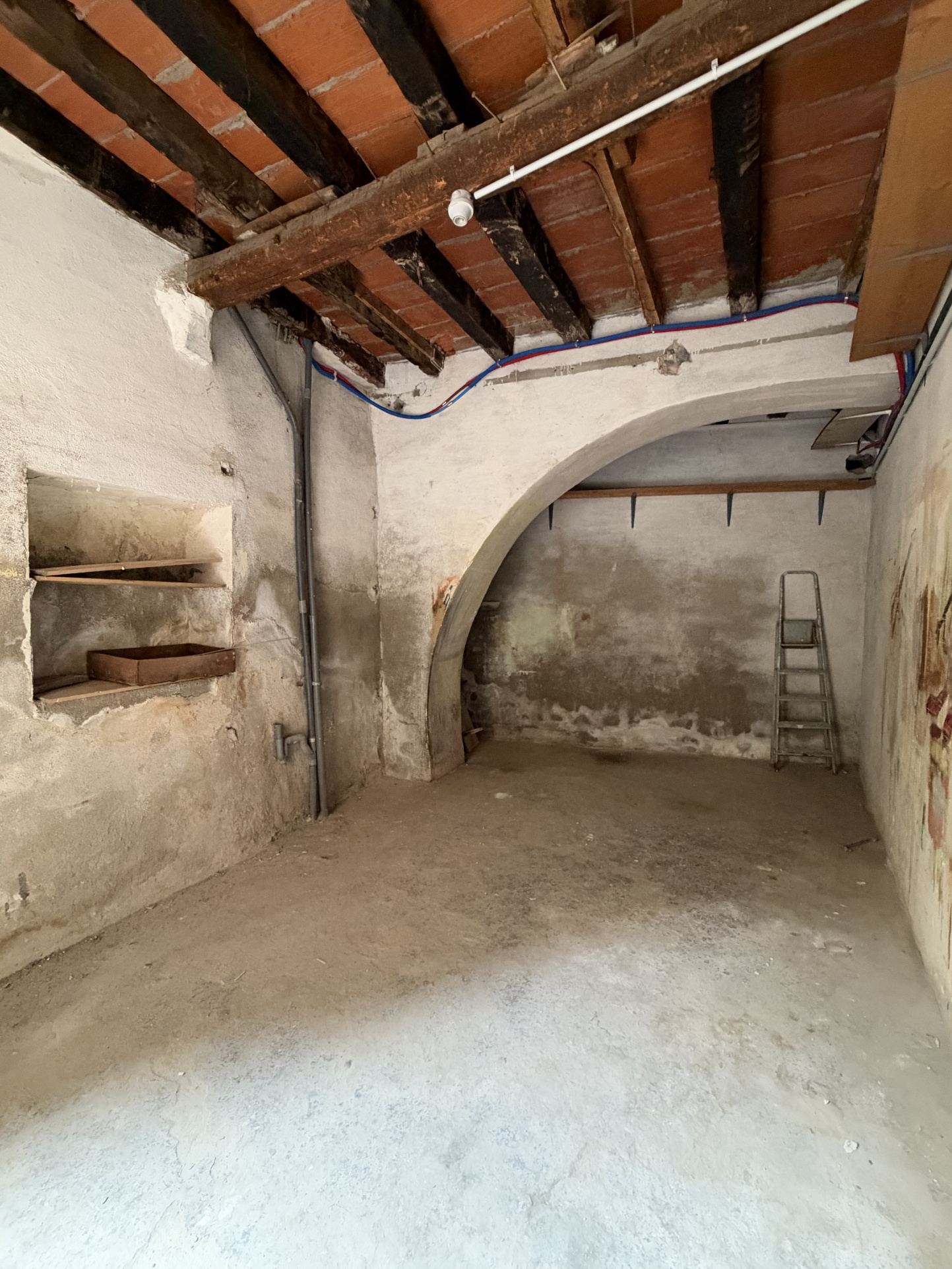 Parking / Box à louer à Arles sur tech, 19,42 m² – photo 1 sur 3
