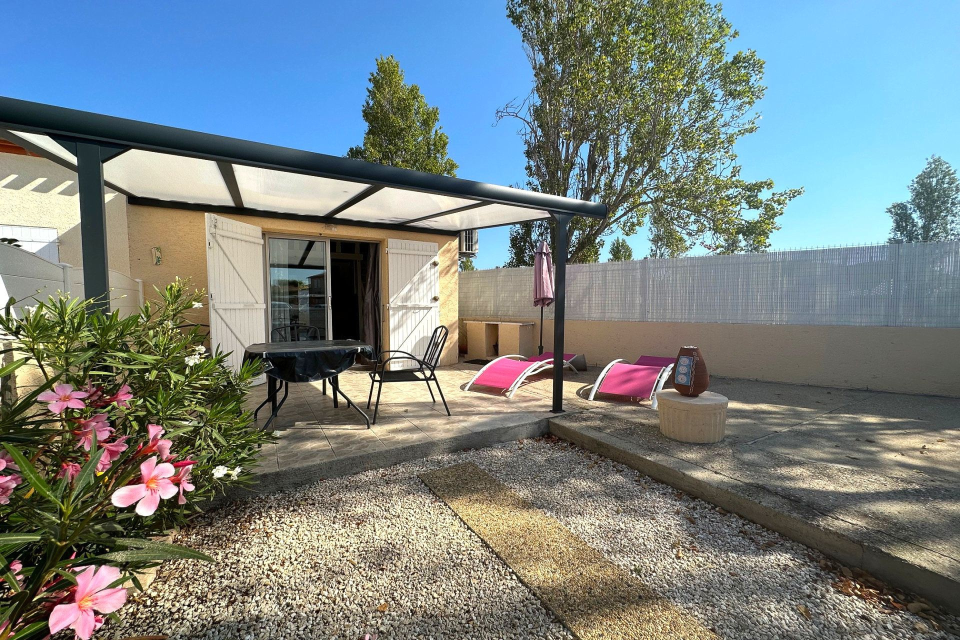 VILLA T2 ET MEZZANINE - SAINT-CYPRIEN PLAGE - SECTEUR AYGUAL